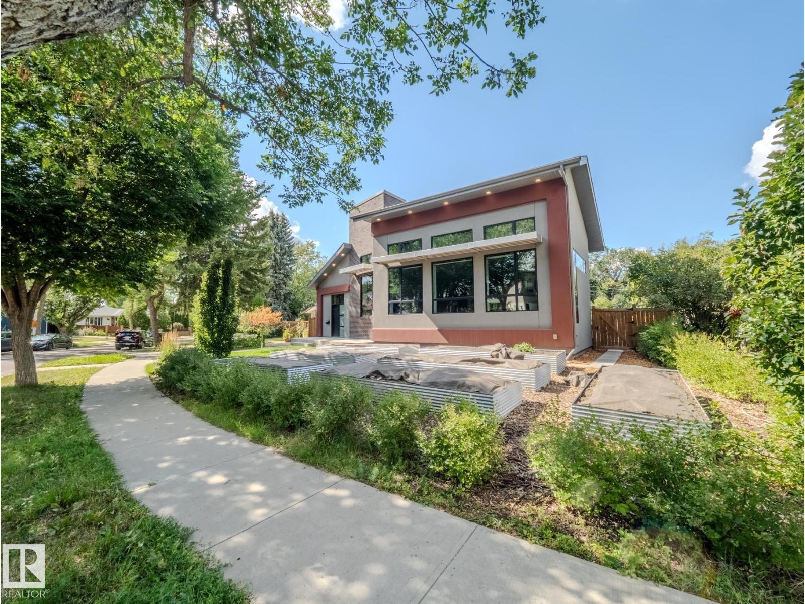 8704 92B AV NW