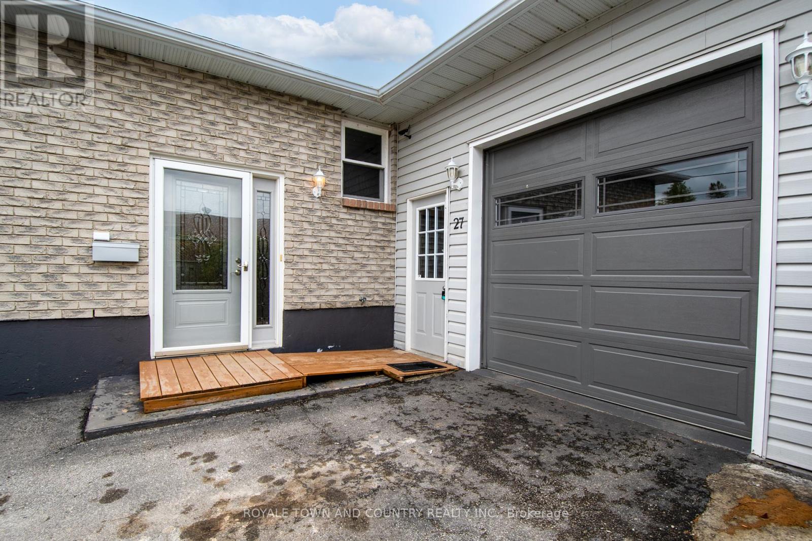 27 HILLSIDE DRIVE