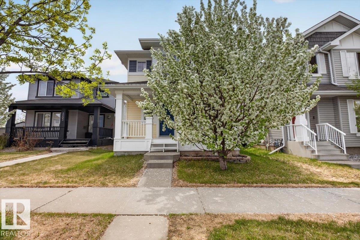 1107 35 AV NW
