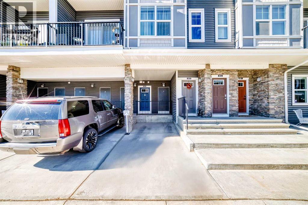 803, 250 Fireside View