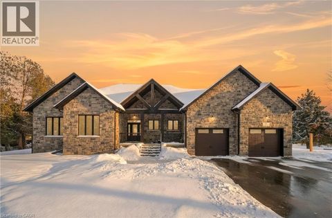 75 ROBINSON Road Cambridge ON N1R5S7