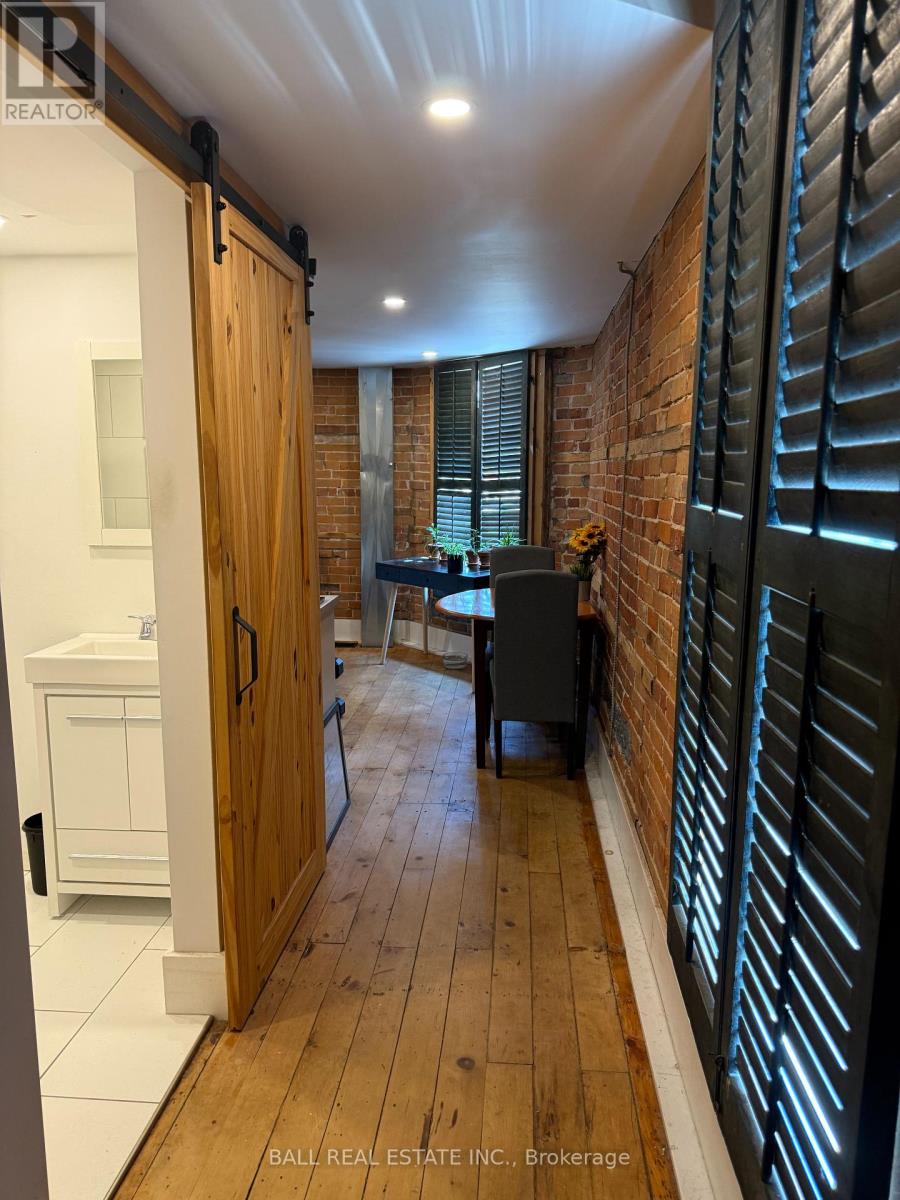 LOFT - 73 QUEEN STREET