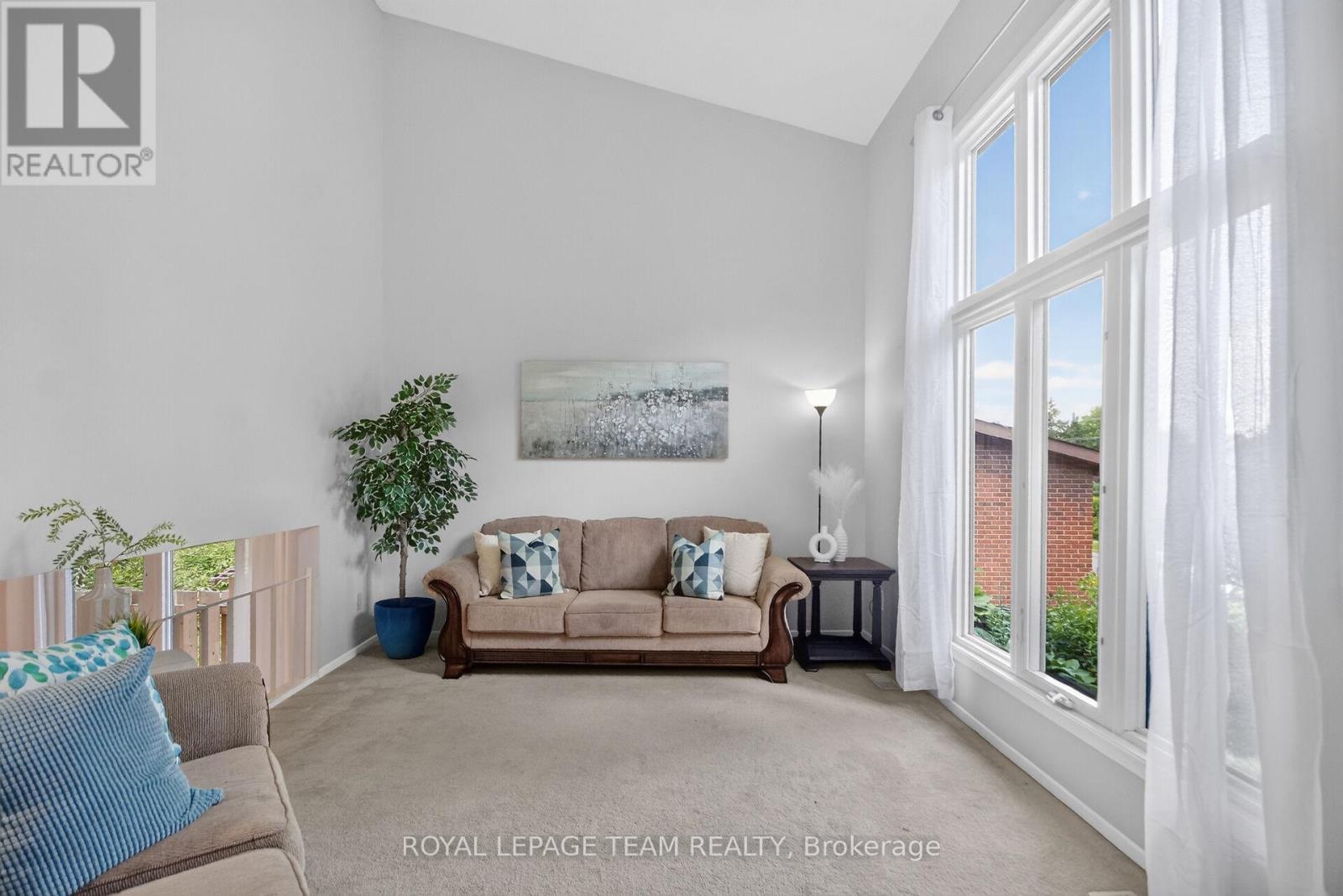 66 BEAUFORT DRIVE