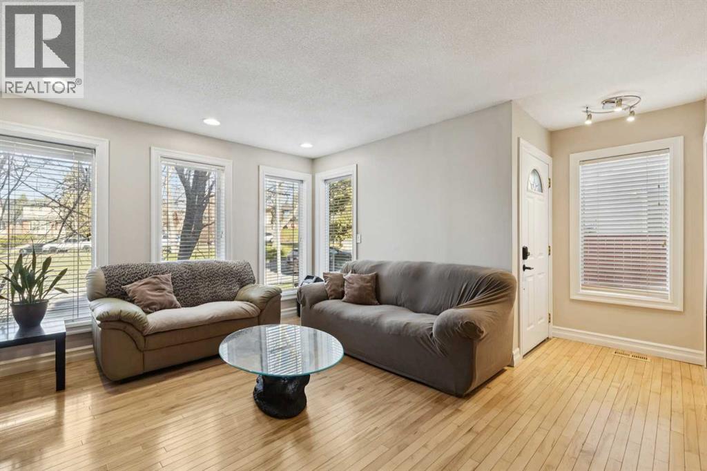 37 Ranch Glen Drive NW