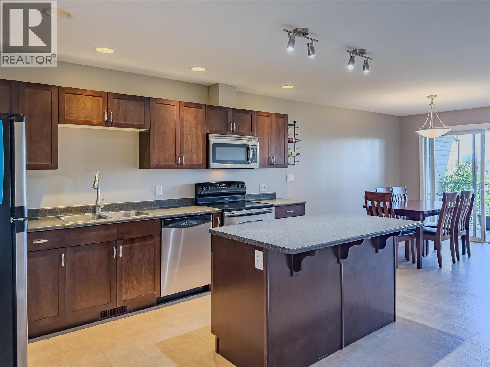 1900 HUGH ALLAN Drive Unit# 36