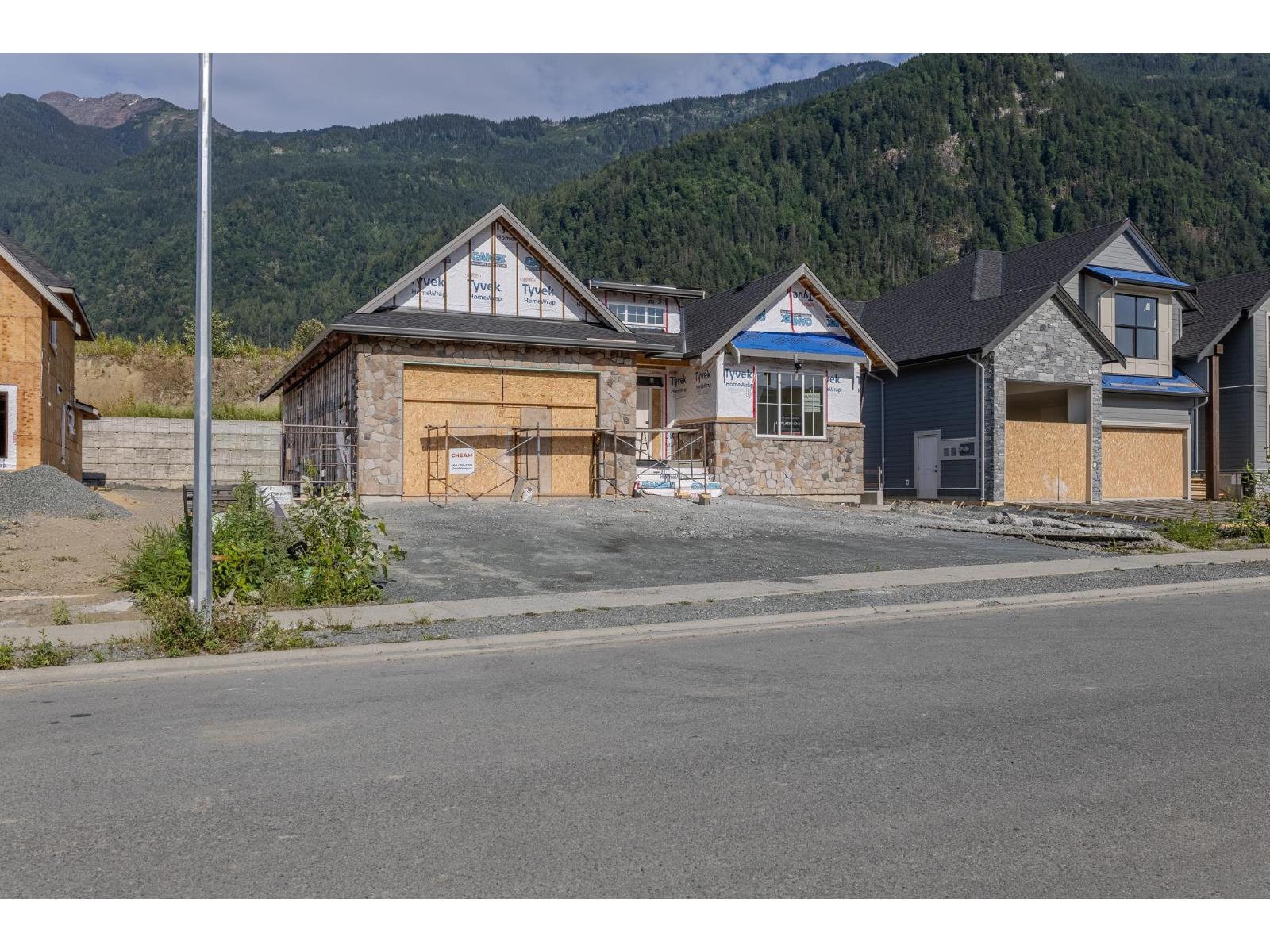 10022 TRILLIUM WAY|East Chilliwack