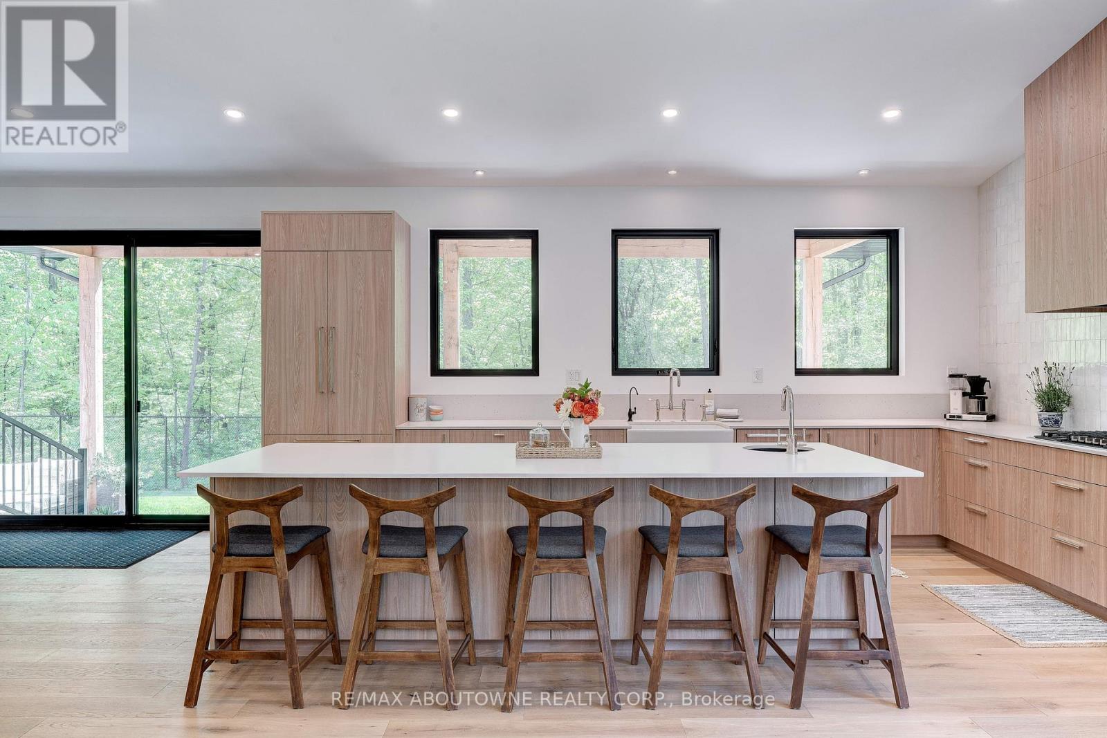 295 ALLEN ROAD