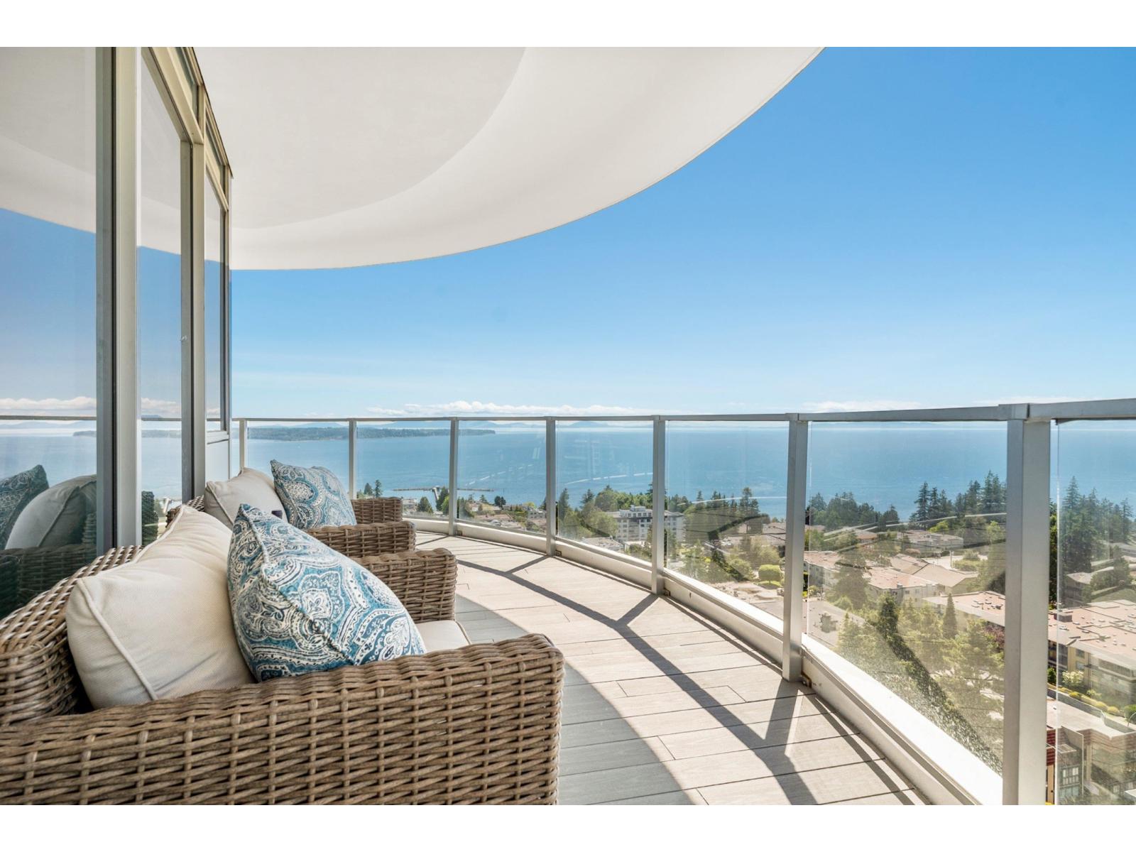 1701 1500 MARTIN STREET