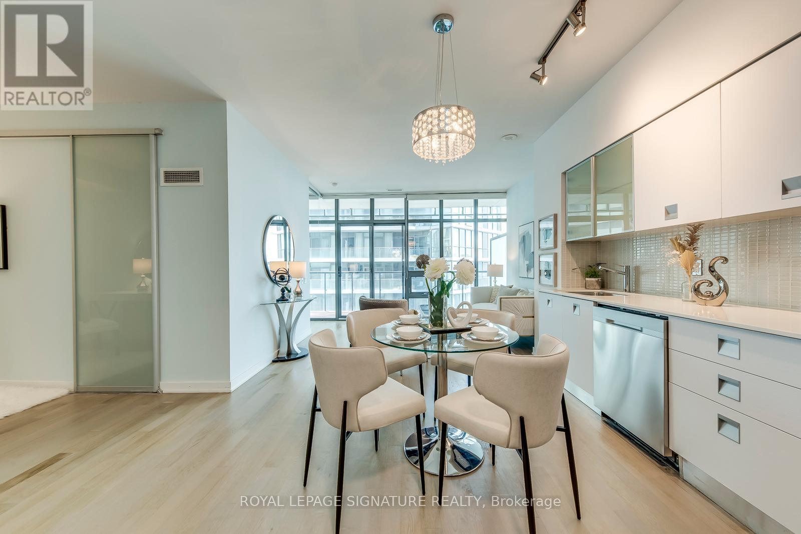 3001 - 33 CHARLES STREET E
