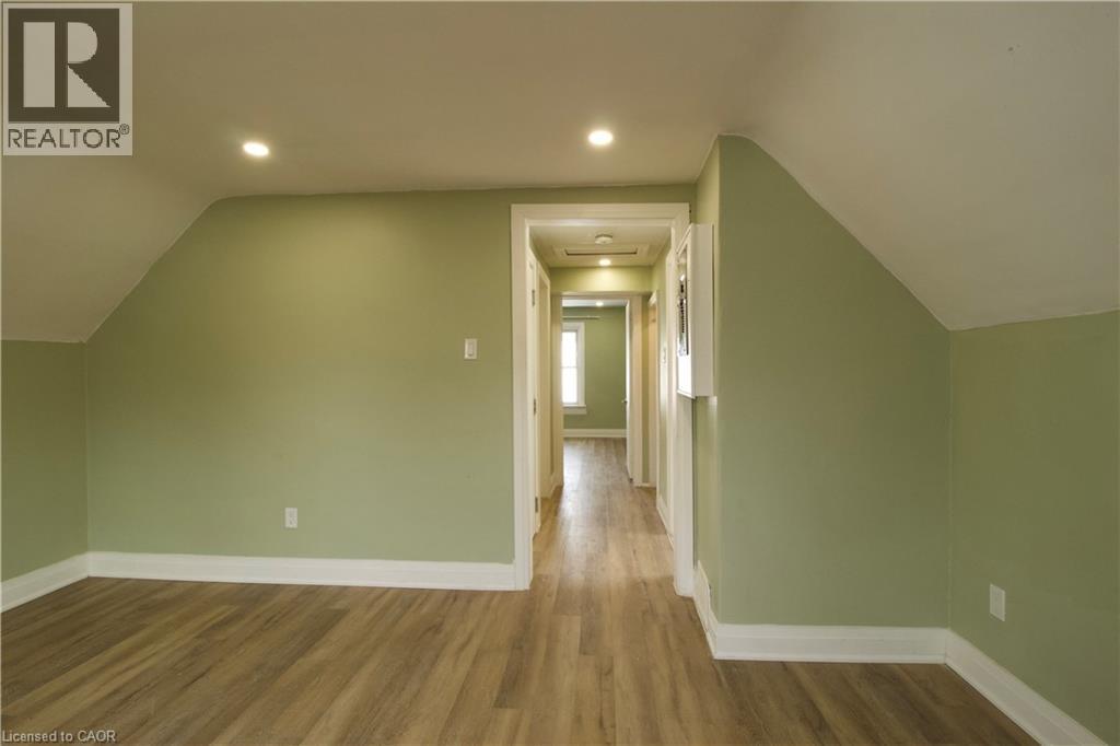 1243 LANGMUIR Avenue Unit# Upper