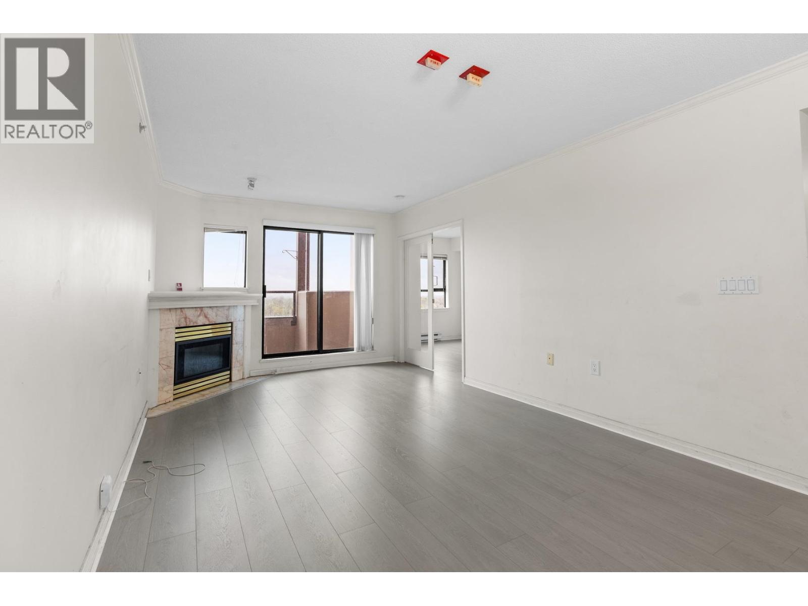 1605 6611 COONEY ROAD