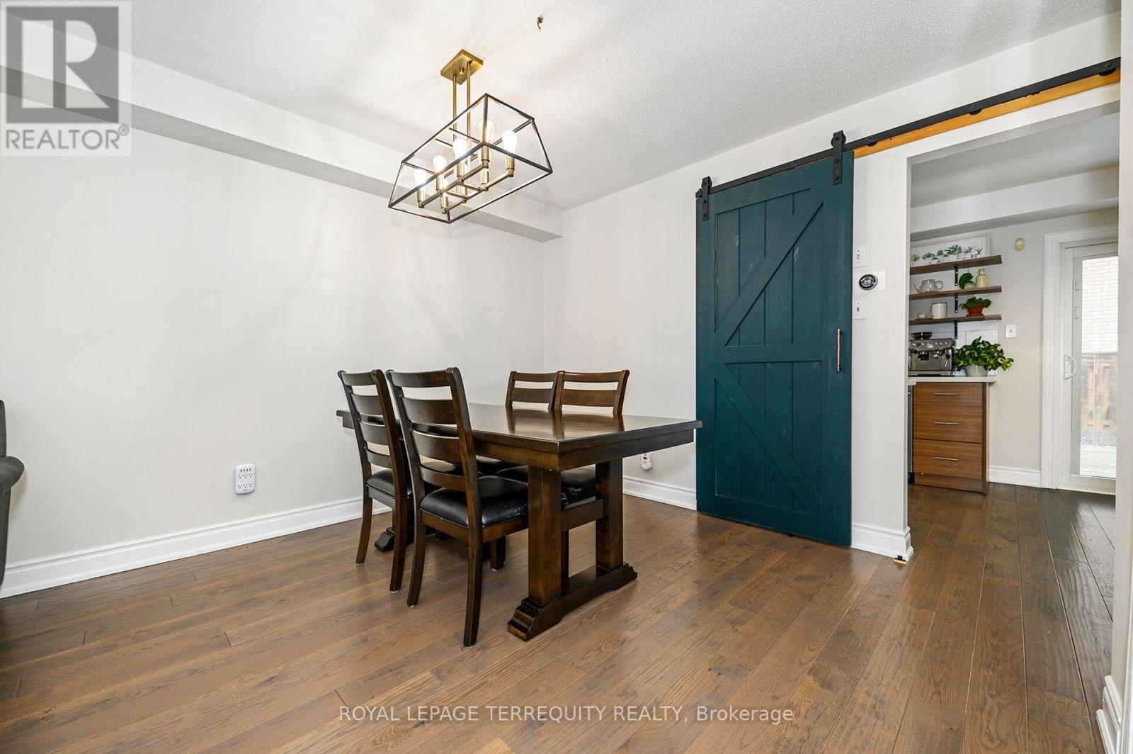 82 TIMBERWOLF CRESCENT