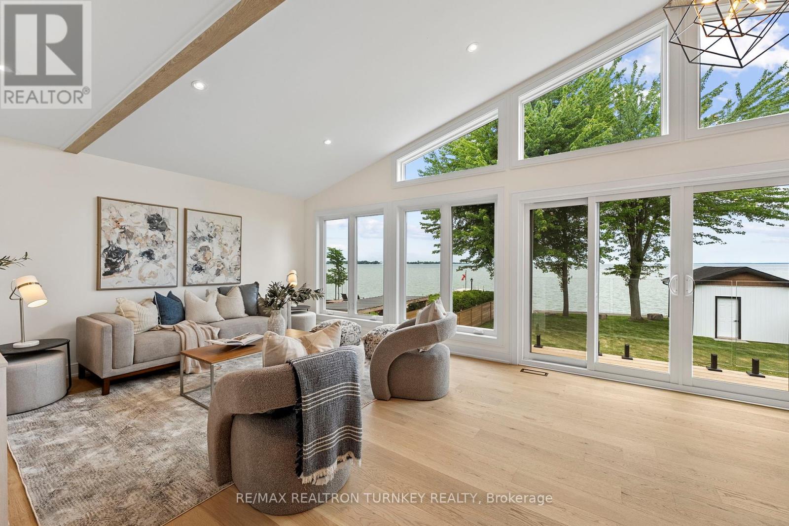 156 HOLMES POINT ROAD
