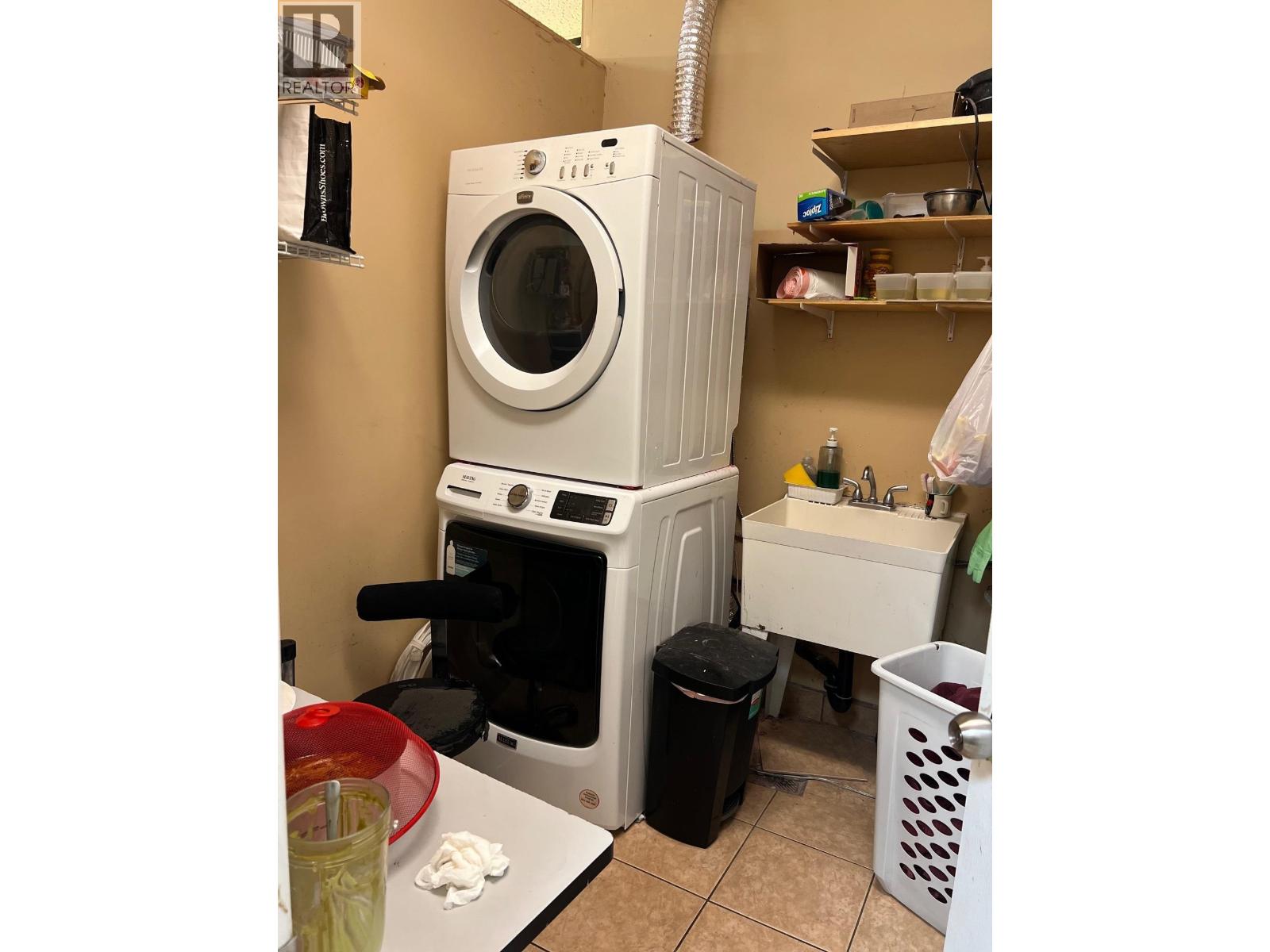 B 1248 LYNN VALLEY ROAD