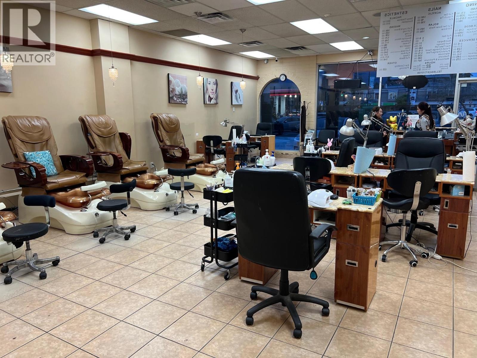 B 1248 LYNN VALLEY ROAD