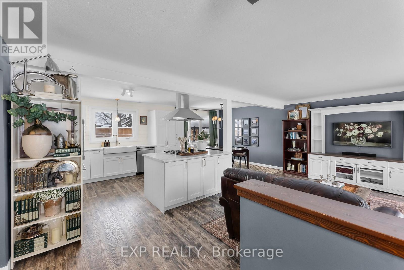 6970 CONCORD CRESCENT