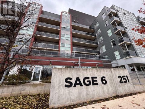 517 - 251 HELMLOCK STREET Waterloo ON N2L0H2