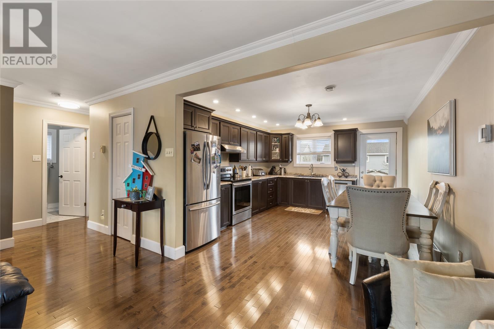 31 Ashgrove Drive