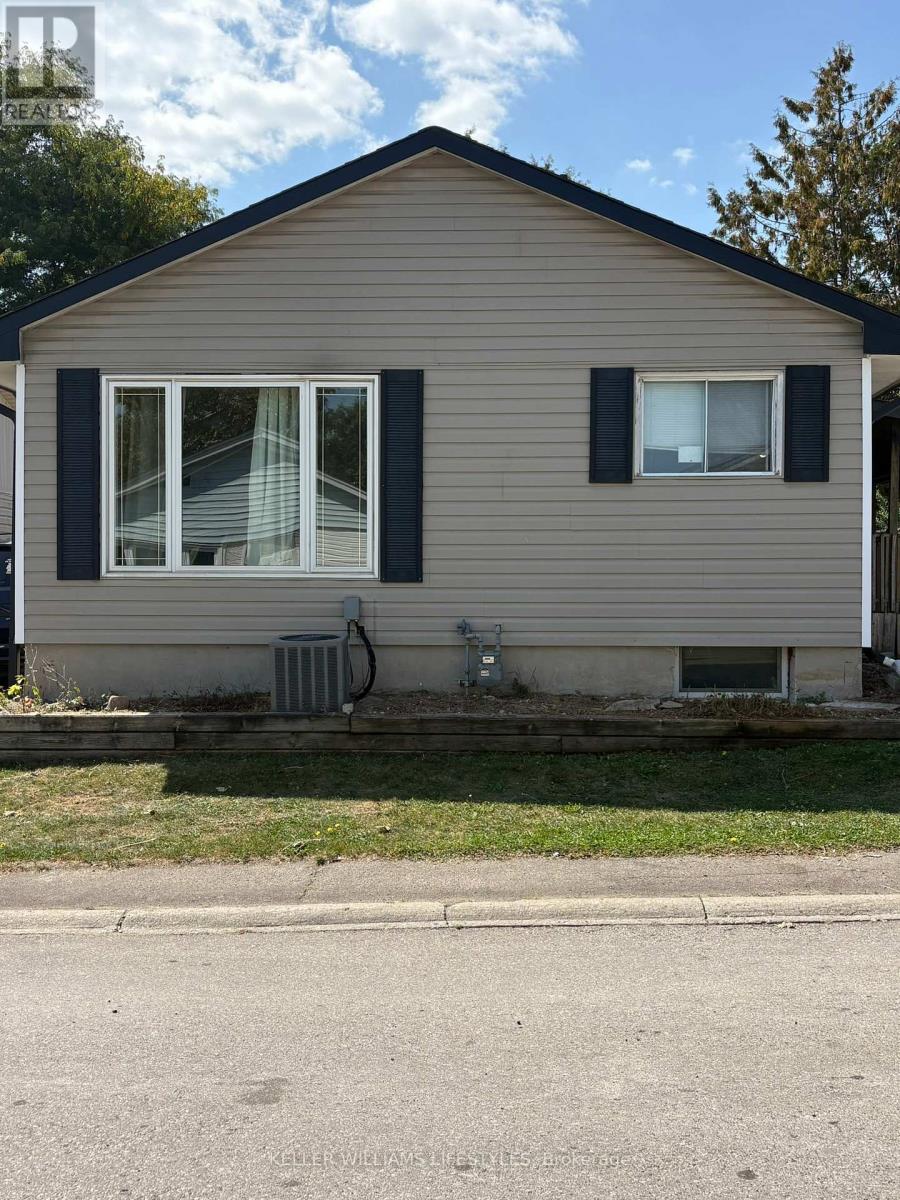 Photo 1 of 11 — 1840 CULVER DRIVE, London East (East I), ON N5V3K6