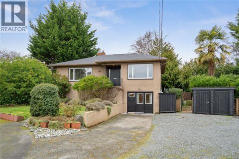 2180 Cranleigh Pl Oak Bay BC V8R2E1
