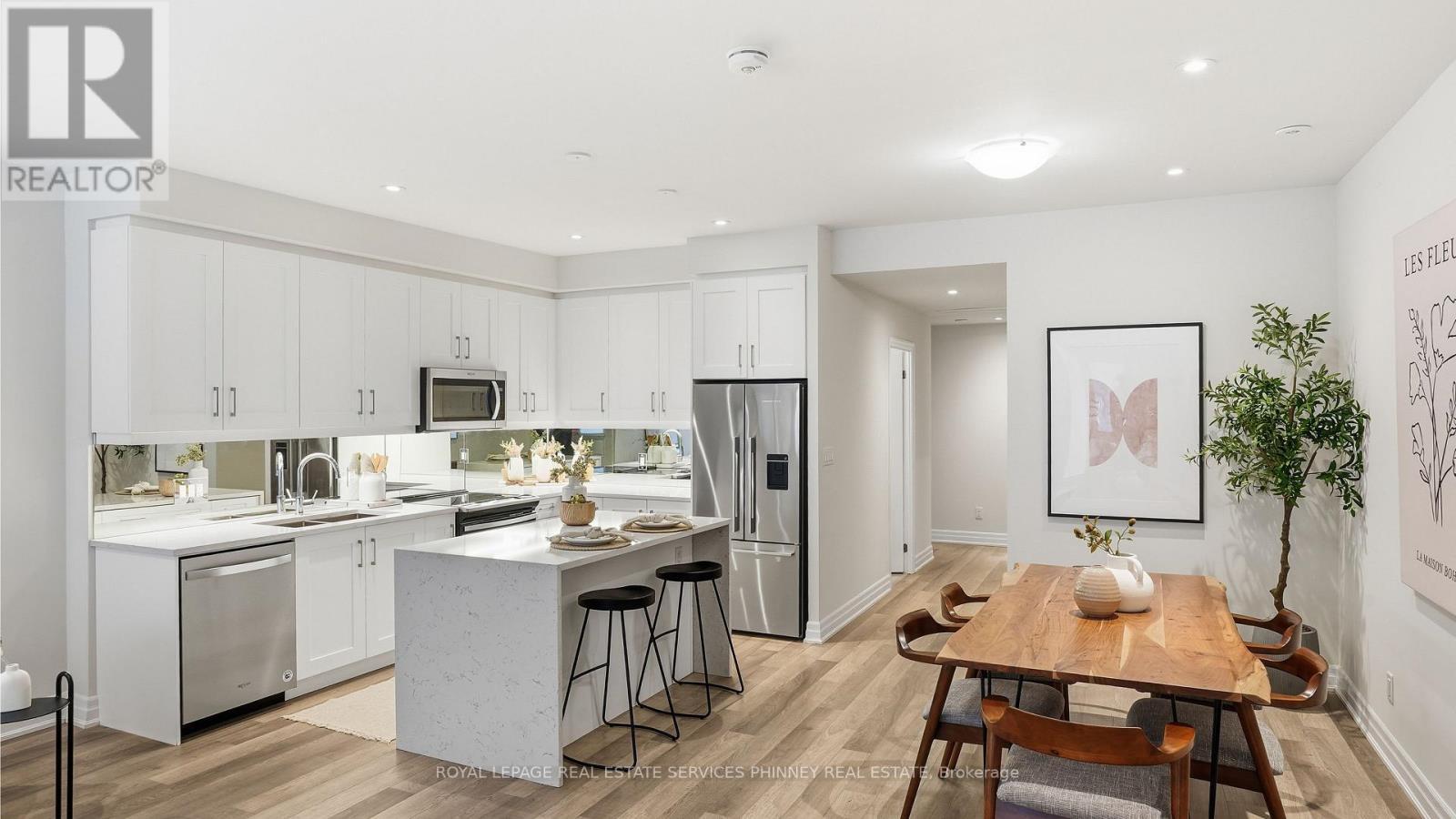 201 - 652 CRICKLEWOOD DRIVE