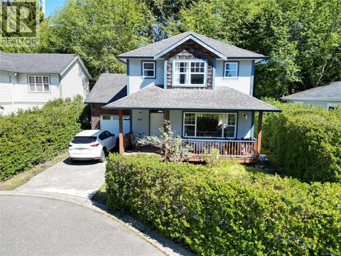 645 Shore Pine Cres Tofino BC V0R2Z0