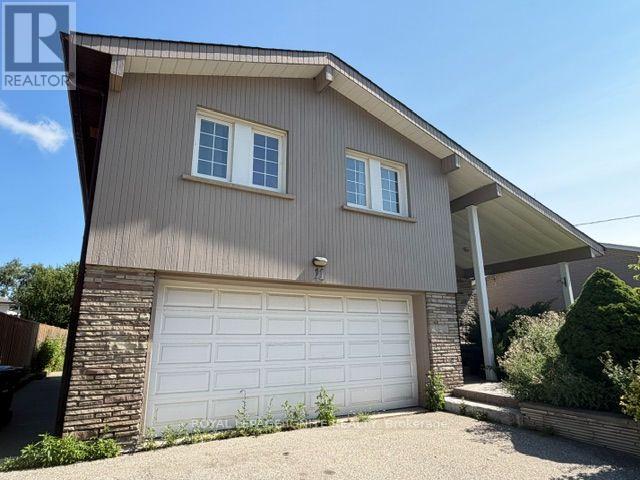 11 FULWELL CRESCENT