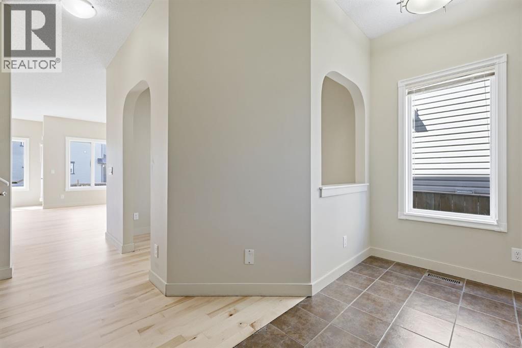 6 Evanspark Manor NW