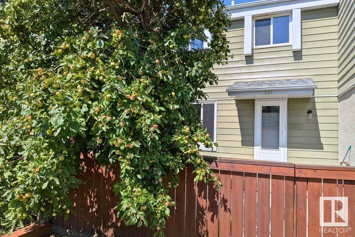 245 PRIMROSE GD NW