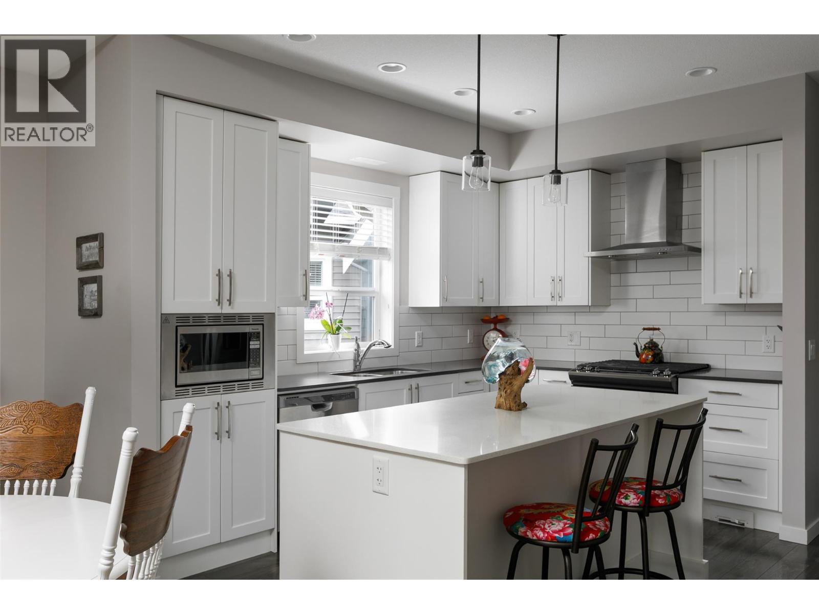 680 Old Meadows Road Unit# 64