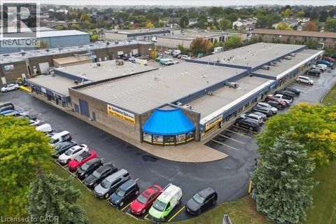 70 UNSWORTH Drive Hamilton ON L8W3K4