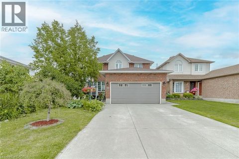 32 VINEBERG Drive Hamilton ON L9B2P6