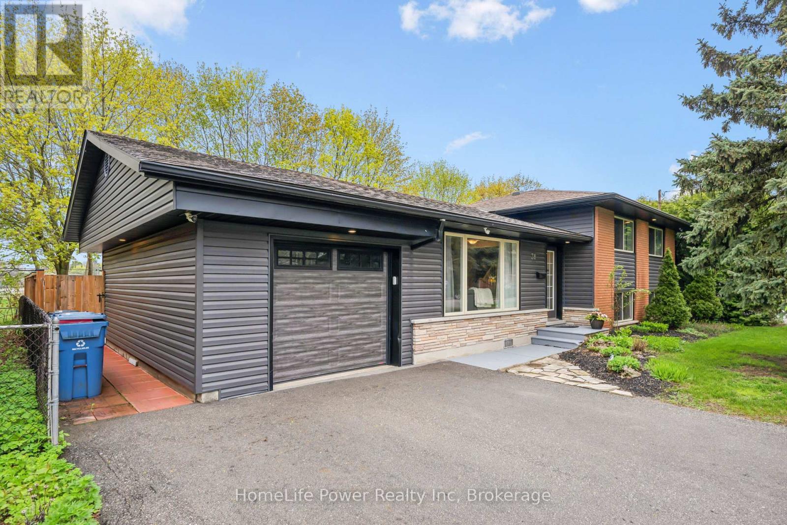 38 BALMORAL DRIVE