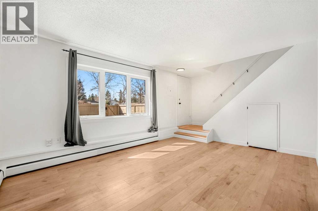 41, 3809 45 Street SW