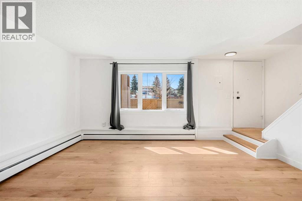 41, 3809 45 Street SW