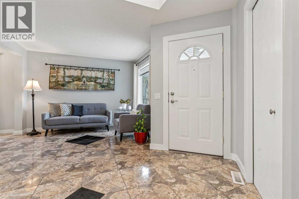 206 Bridlecreek Green SW