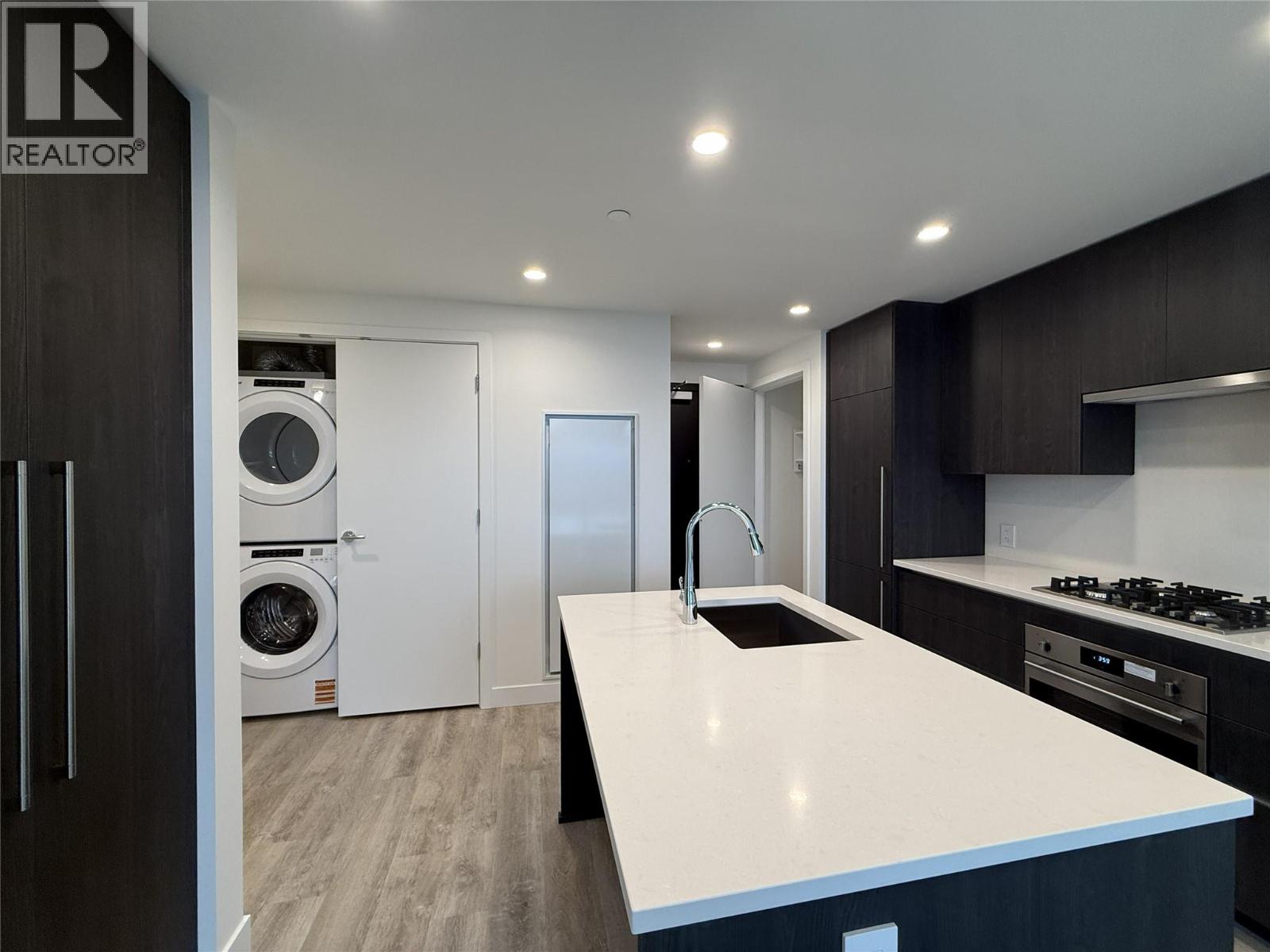 1626 Water Street Unit# 3405