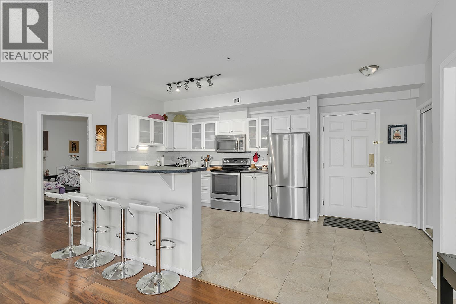 1088 Sunset Drive Unit# 410