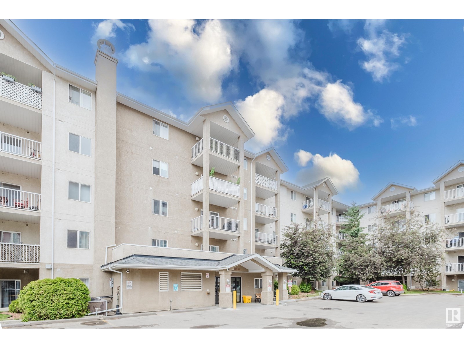 #406 10535 122 ST NW