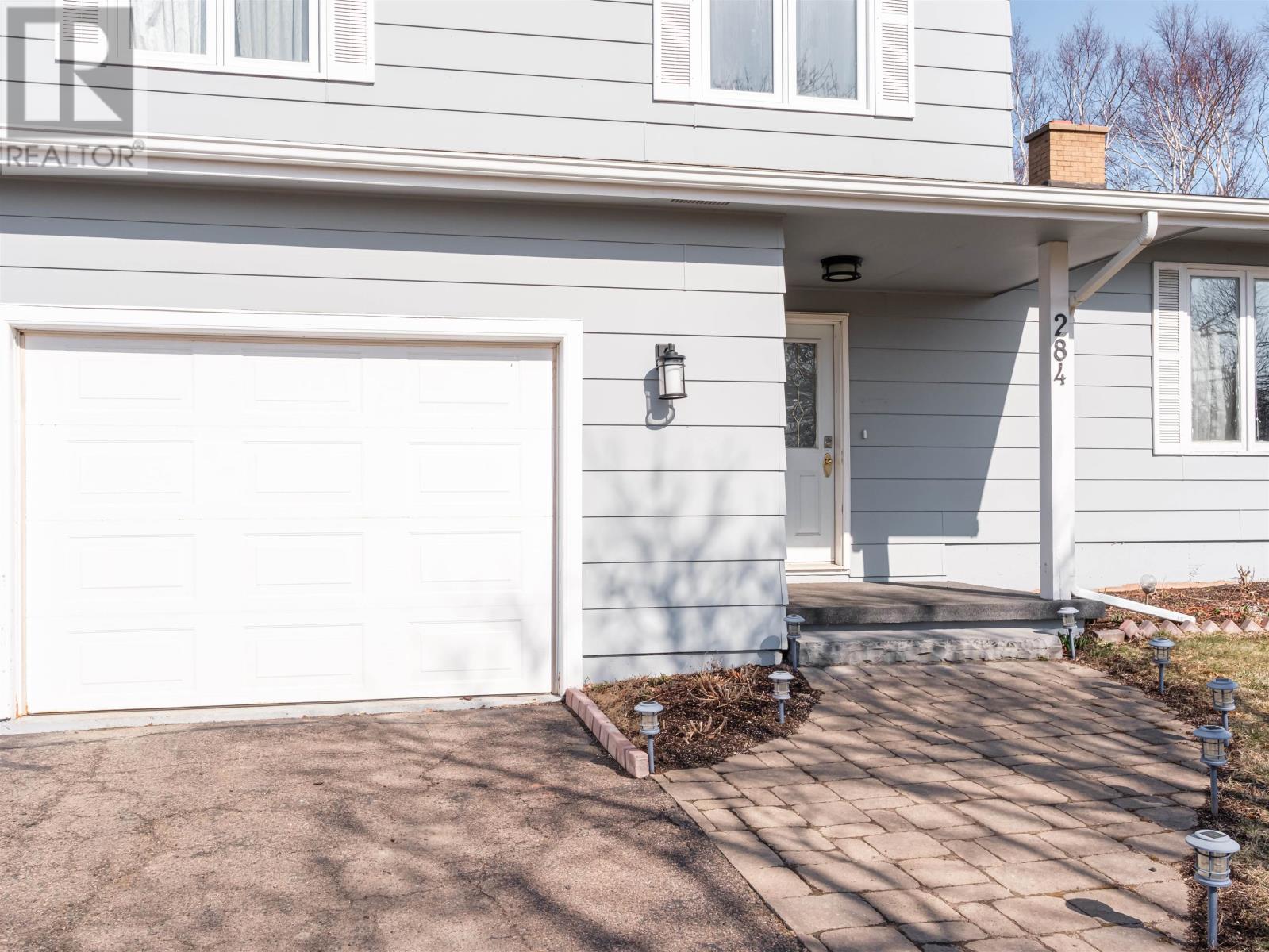284 North River Road