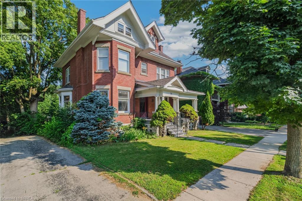 58 LORNE Crescent