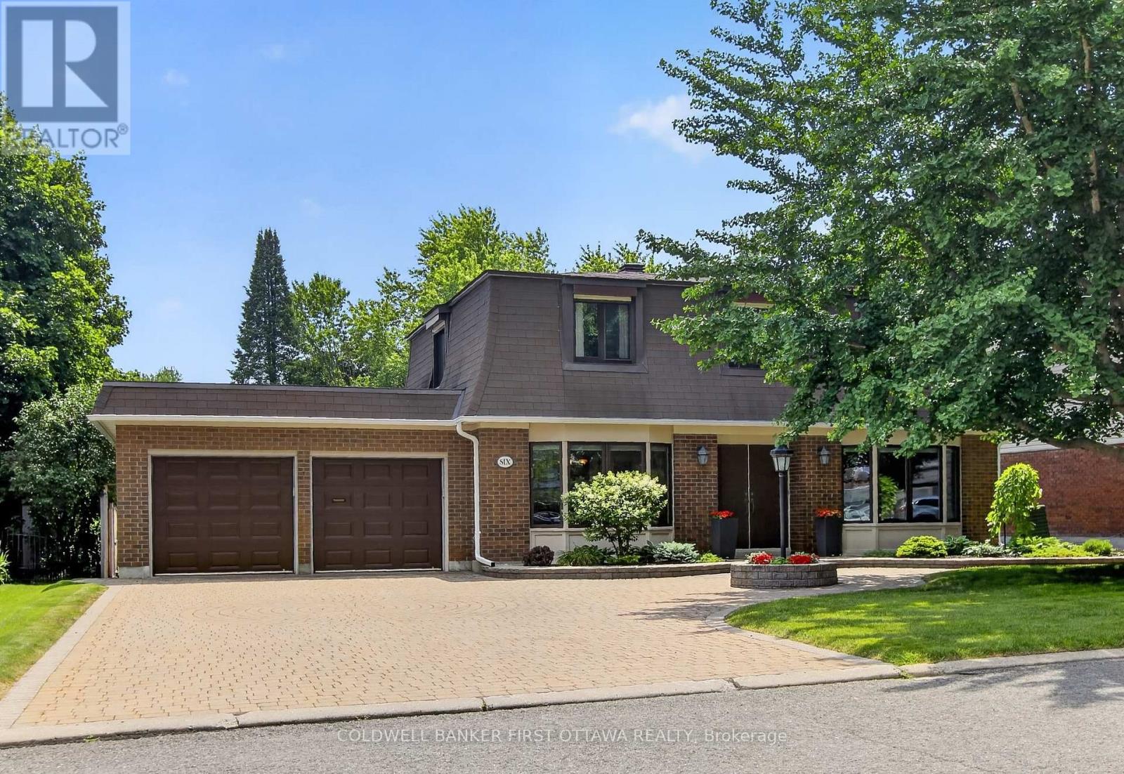 6 COSBURN AVENUE