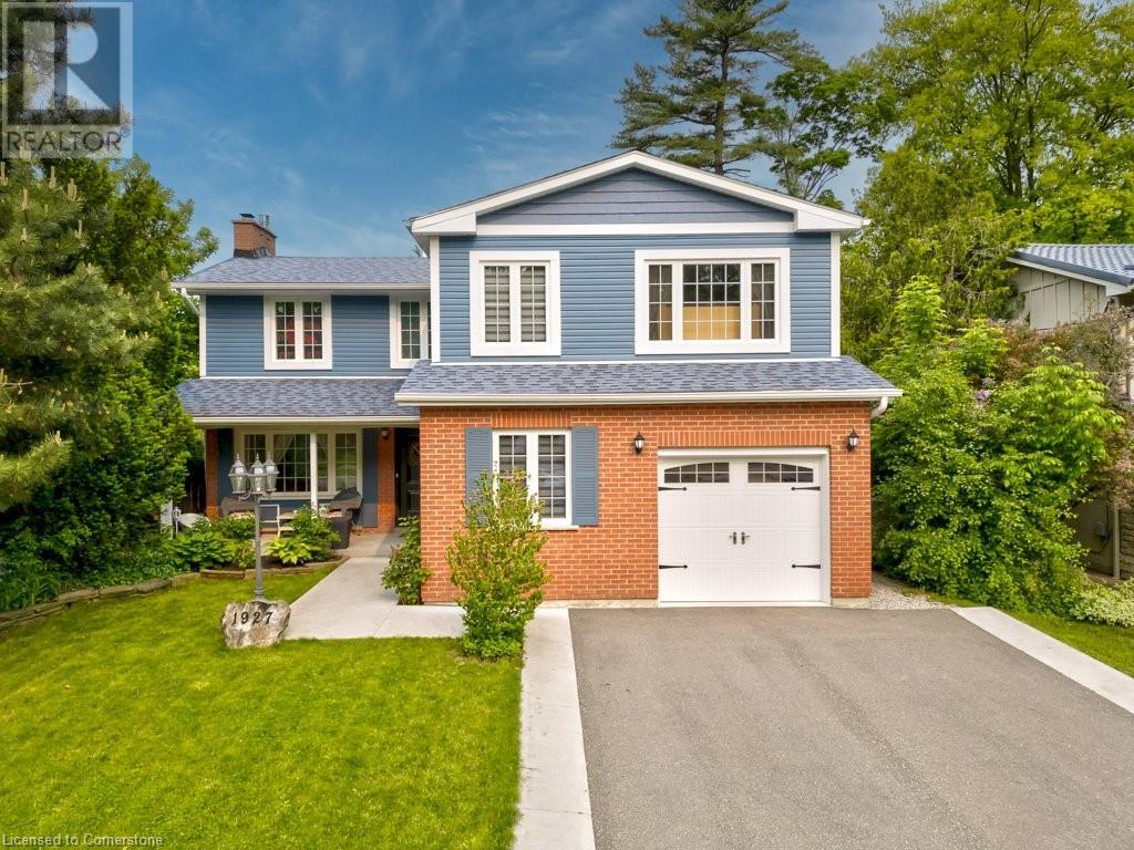 1927 TRUSCOTT Drive