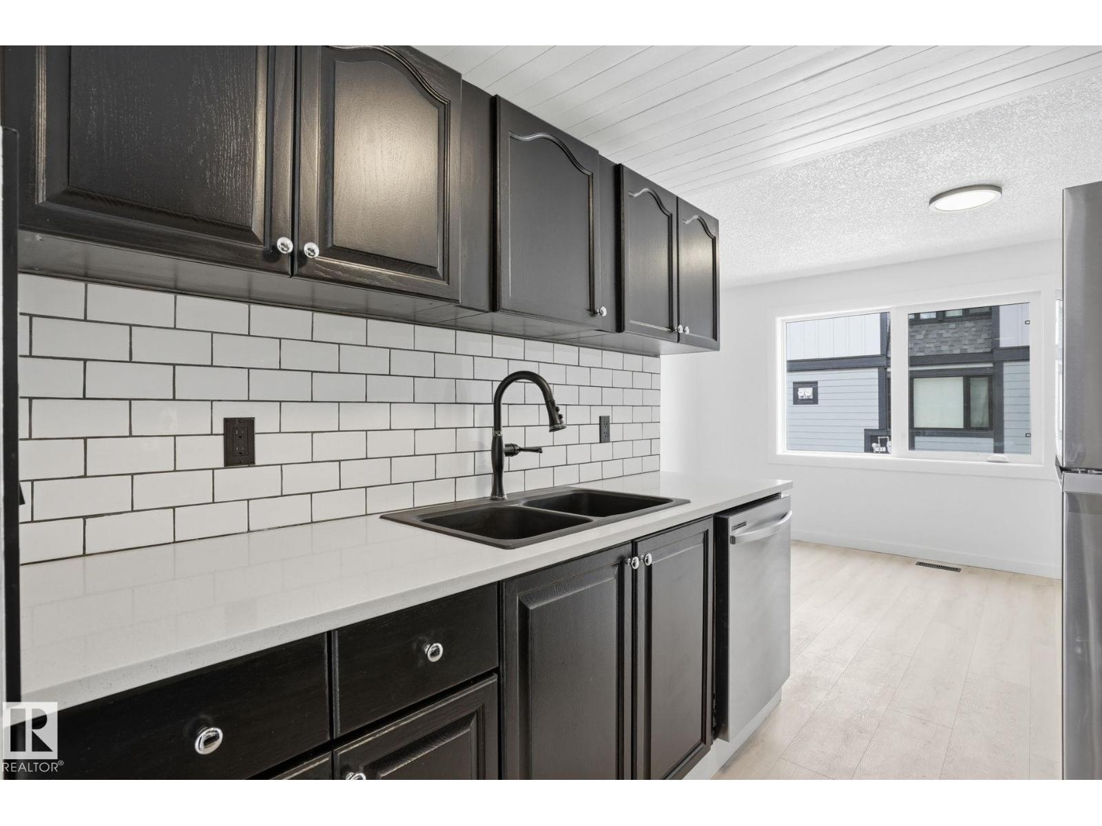 #260 3307 116A AV NW NW