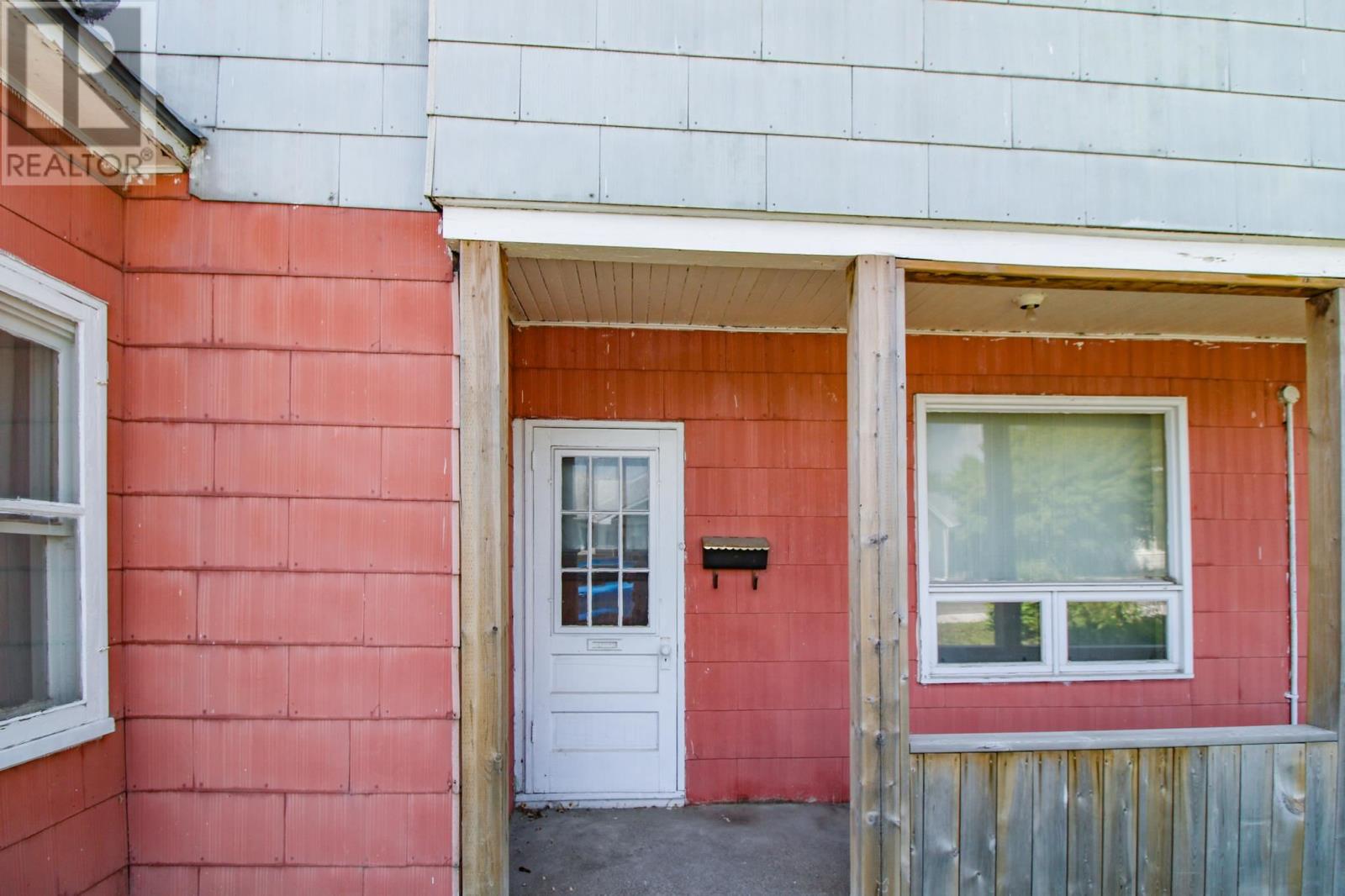 631 Second Street N