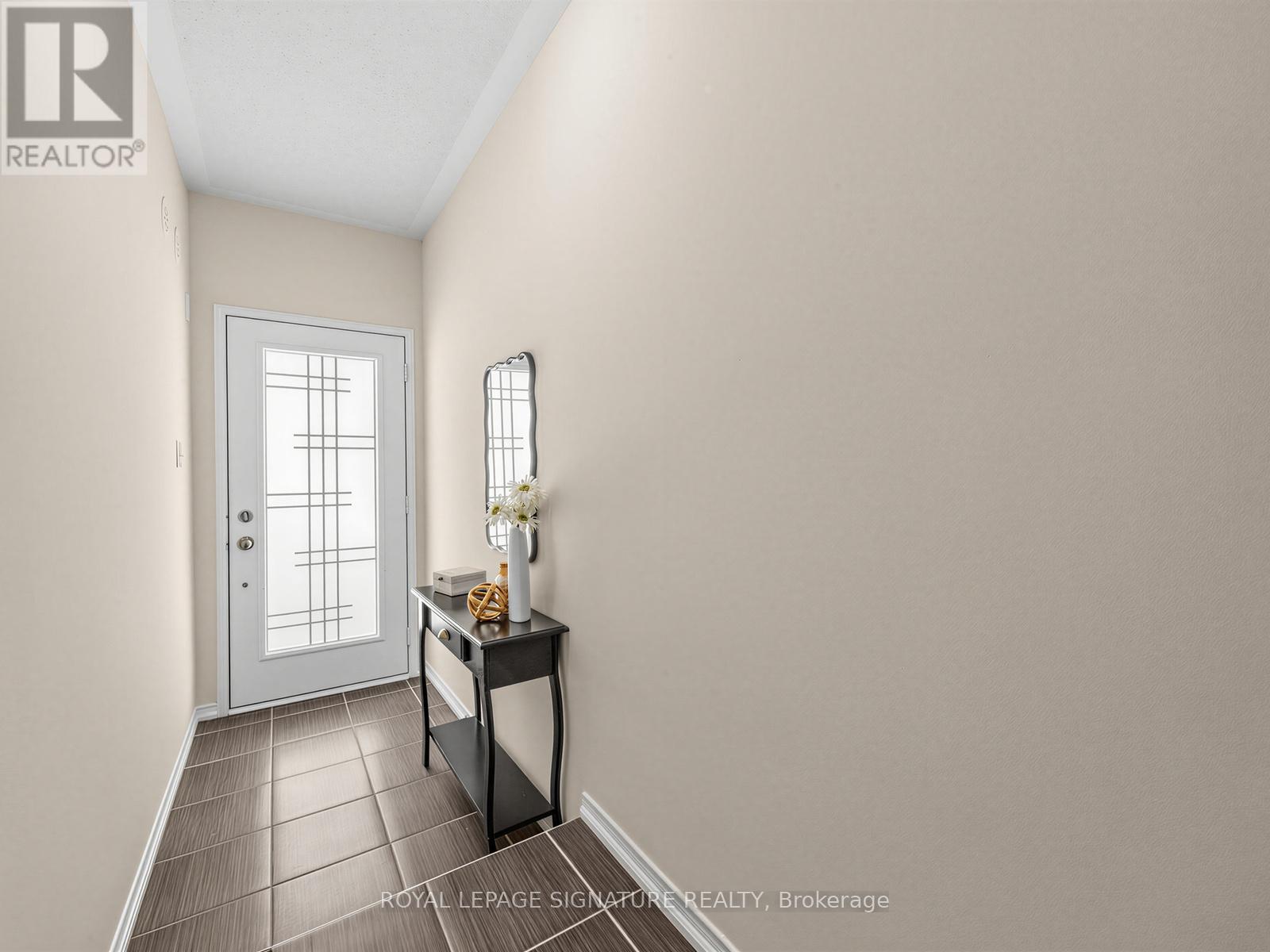204 - 2494 ROSEDROP PATH