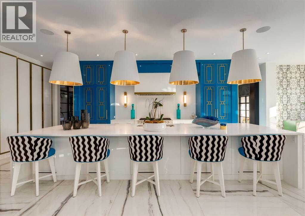 732 Crescent Road NW