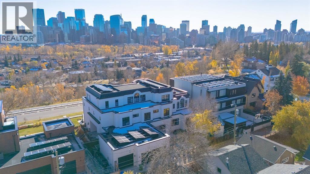 732 Crescent Road NW