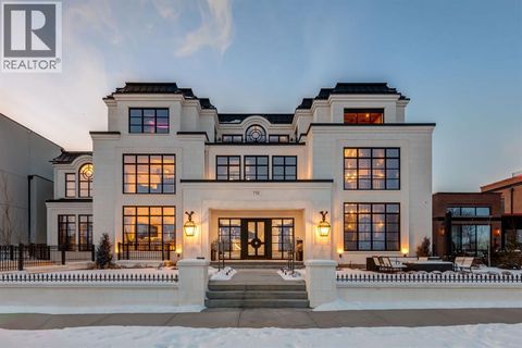 732 Crescent Road NW Calgary AB T2M4A6