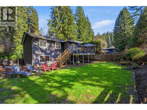 4535 RAEBURN STREET North Vancouver BC V7G1R5